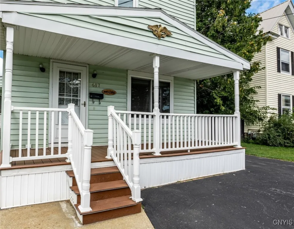 617 North Jay Street, Rome, New York 13440, Rome, New York 13440, 3 Bedrooms Bedrooms, 9 Rooms Rooms,2 BathroomsBathrooms,Residential,Closed,617 North Jay Street, Rome, New York 13440,0,S1636221