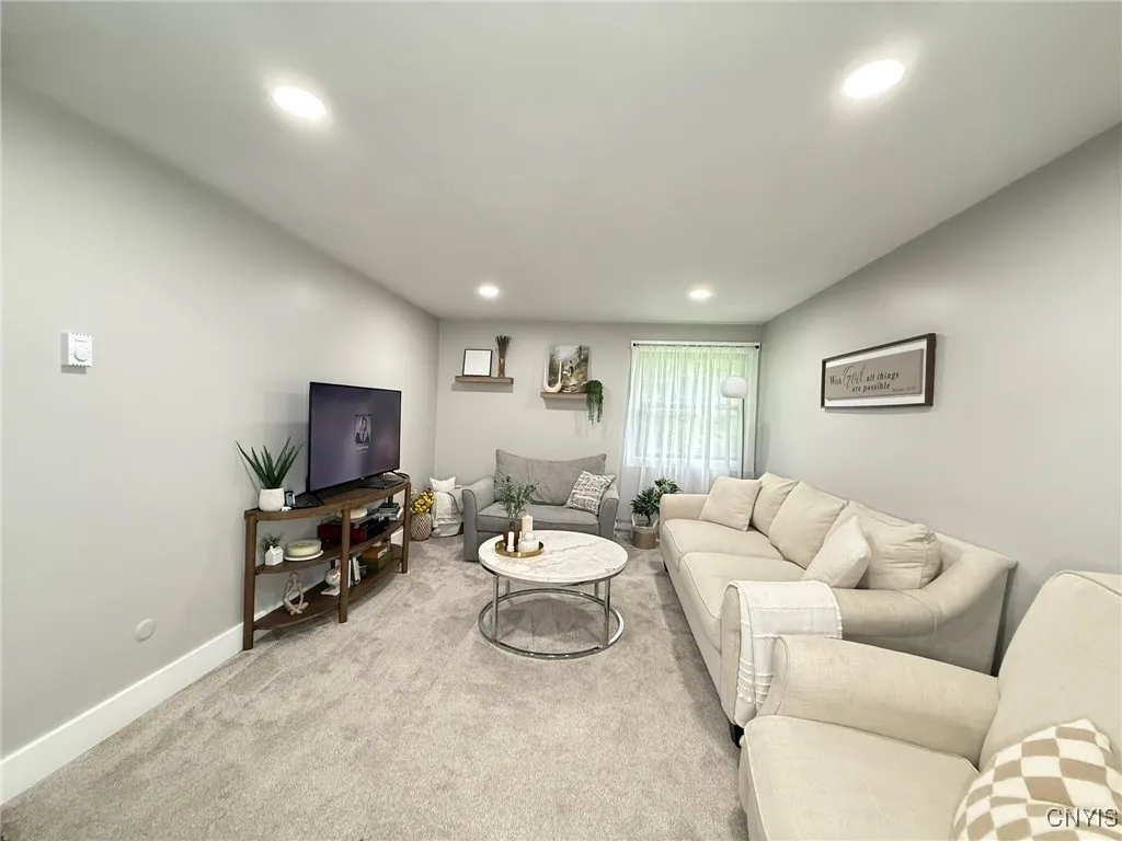 377 Village Blvd. North, Van Buren, New York 13027, Van Buren, New York 13027, 2 Bedrooms Bedrooms, 5 Rooms Rooms,1 BathroomBathrooms,Residential,Closed,377 Village Blvd. North, Van Buren, New York 13027,0,S1635480