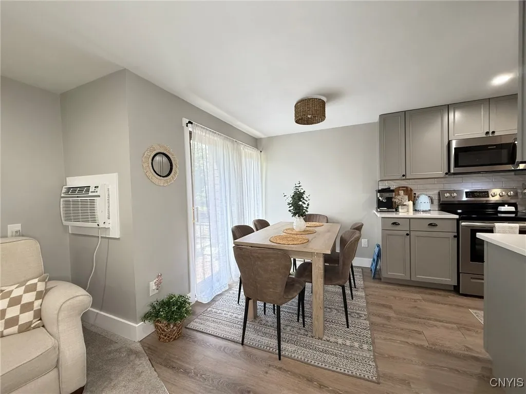 377 Village Blvd. North, Van Buren, New York 13027, Van Buren, New York 13027, 2 Bedrooms Bedrooms, 5 Rooms Rooms,1 BathroomBathrooms,Residential,Closed,377 Village Blvd. North, Van Buren, New York 13027,0,S1635480