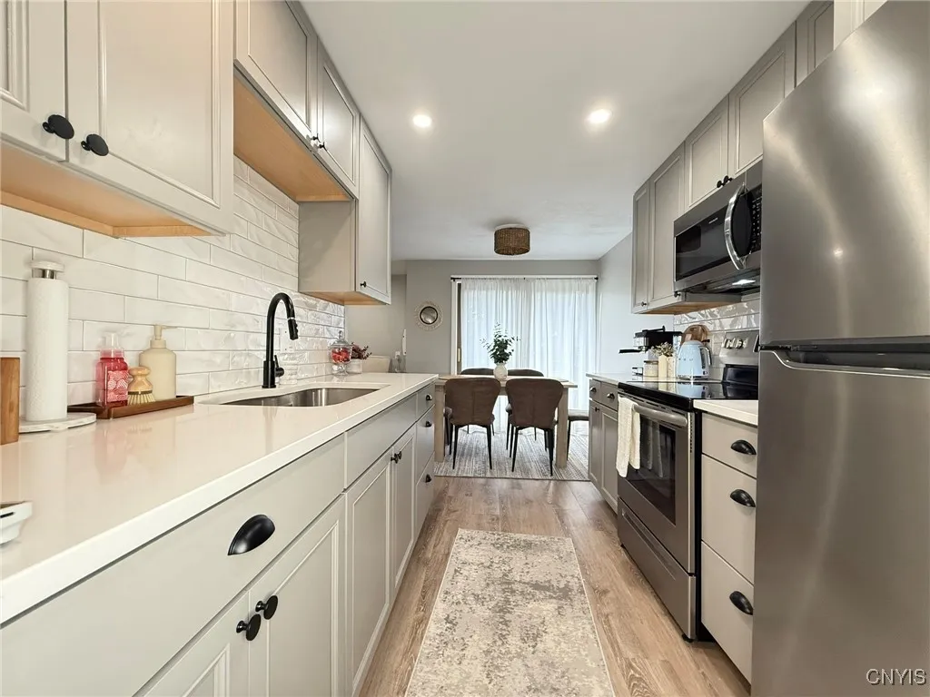 377 Village Blvd. North, Van Buren, New York 13027, Van Buren, New York 13027, 2 Bedrooms Bedrooms, 5 Rooms Rooms,1 BathroomBathrooms,Residential,Closed,377 Village Blvd. North, Van Buren, New York 13027,0,S1635480