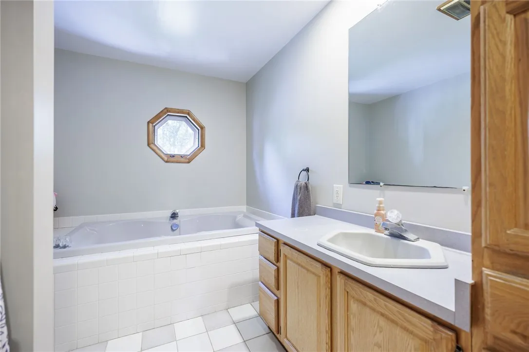 14444 E Bacon Rd Road, Albion, New York 14411, Albion, New York 14411, 4 Bedrooms Bedrooms, 7 Rooms Rooms,2 BathroomsBathrooms,Residential,Closed,14444 E Bacon Rd Road, Albion, New York 14411,0,R1633064