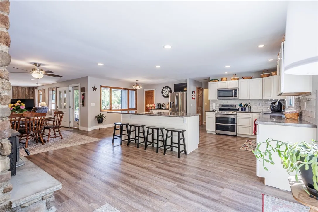 14444 E Bacon Rd Road, Albion, New York 14411, Albion, New York 14411, 4 Bedrooms Bedrooms, 7 Rooms Rooms,2 BathroomsBathrooms,Residential,Closed,14444 E Bacon Rd Road, Albion, New York 14411,0,R1633064