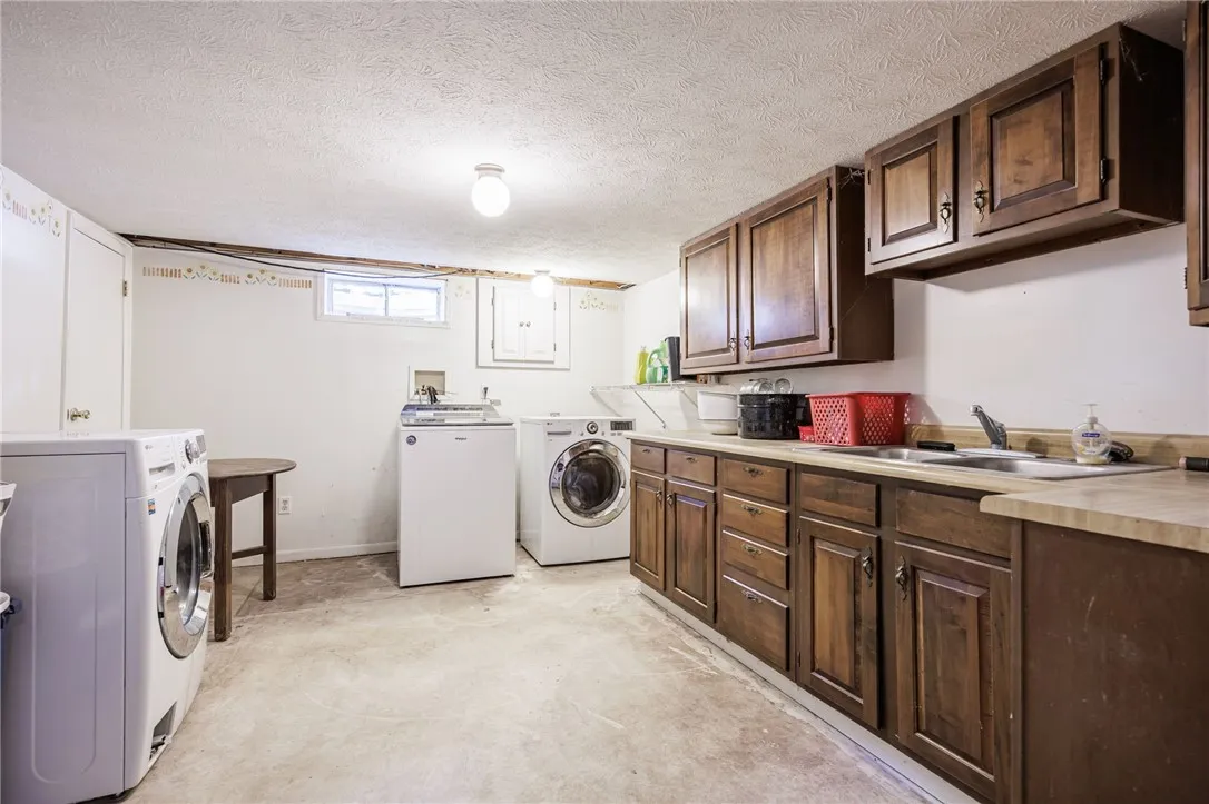 14444 E Bacon Rd Road, Albion, New York 14411, Albion, New York 14411, 4 Bedrooms Bedrooms, 7 Rooms Rooms,2 BathroomsBathrooms,Residential,Closed,14444 E Bacon Rd Road, Albion, New York 14411,0,R1633064