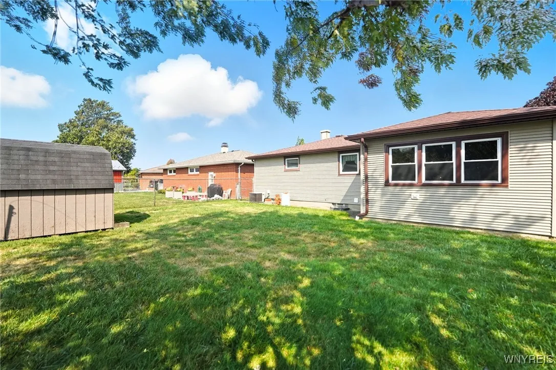 58 Suzette Drive, Cheektowaga, New York 14227, Cheektowaga, New York 14227, 3 Bedrooms Bedrooms, 6 Rooms Rooms,1 BathroomBathrooms,Residential,Closed,58 Suzette Drive, Cheektowaga, New York 14227,0,B1634616