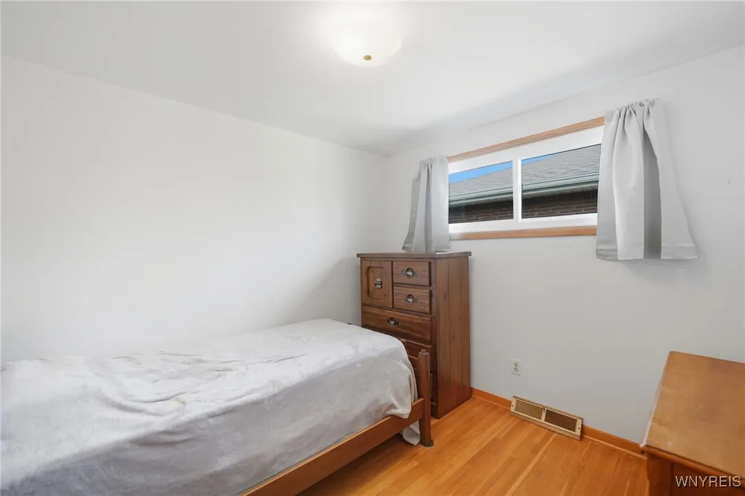 58 Suzette Drive, Cheektowaga, New York 14227, Cheektowaga, New York 14227, 3 Bedrooms Bedrooms, 6 Rooms Rooms,1 BathroomBathrooms,Residential,Closed,58 Suzette Drive, Cheektowaga, New York 14227,0,B1634616