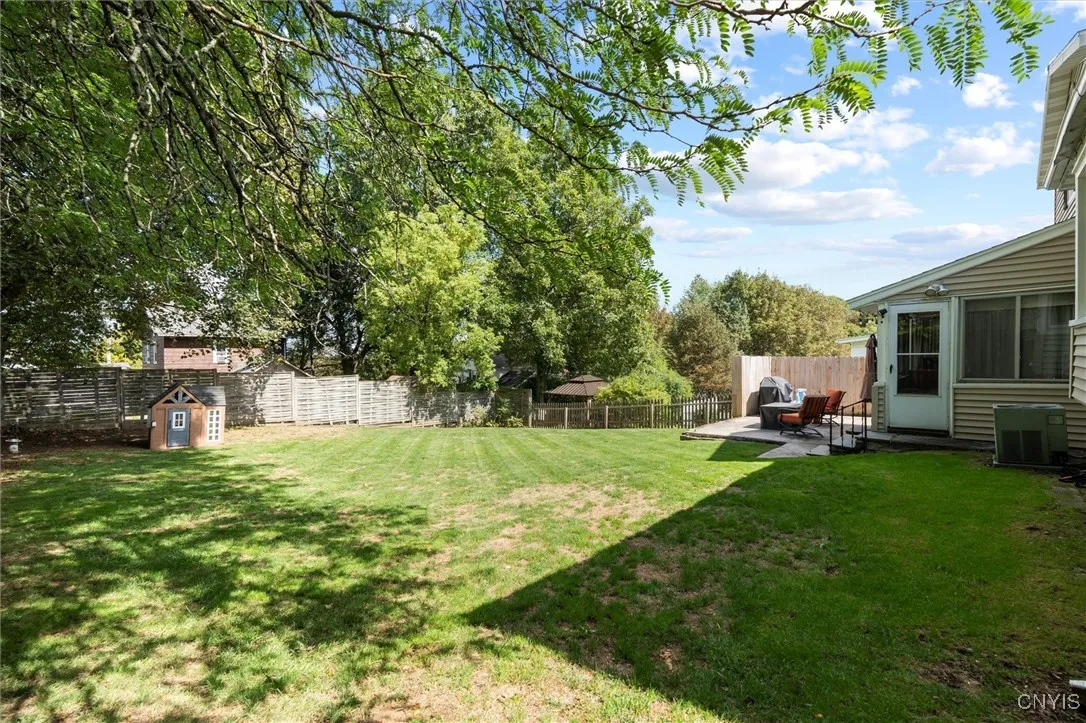 202 Fairdale Avenue, Syracuse, New York 13207, Syracuse, New York 13207, 3 Bedrooms Bedrooms, 10 Rooms Rooms,1 BathroomBathrooms,Residential,For Sale,202 Fairdale Avenue, Syracuse, New York 13207,0,S1636462