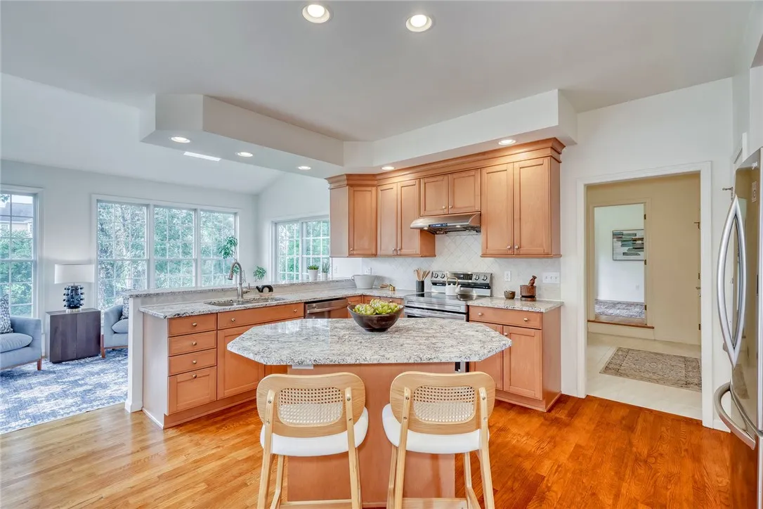 3 Acadian Rise, Perinton, New York 14450, Perinton, New York 14450, 5 Bedrooms Bedrooms, 7 Rooms Rooms,2 BathroomsBathrooms,Residential,For Sale,3 Acadian Rise, Perinton, New York 14450,0,R1635475