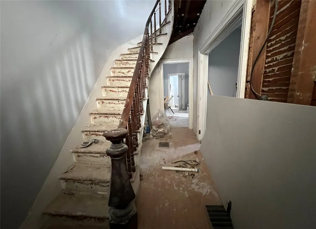 385 Pennsylvania Avenue, Elmira City, New York 149, Elmira City, New York 14904, 3 Bedrooms Bedrooms, 7 Rooms Rooms,2 BathroomsBathrooms,Residential,For Sale,385 Pennsylvania Avenue, Elmira City, New York 149,0,R1636308
