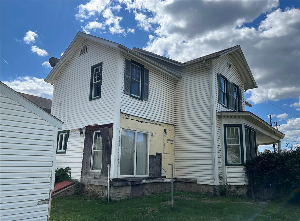 385 Pennsylvania Avenue, Elmira City, New York 149, Elmira City, New York 14904, 3 Bedrooms Bedrooms, 7 Rooms Rooms,2 BathroomsBathrooms,Residential,For Sale,385 Pennsylvania Avenue, Elmira City, New York 149,0,R1636308
