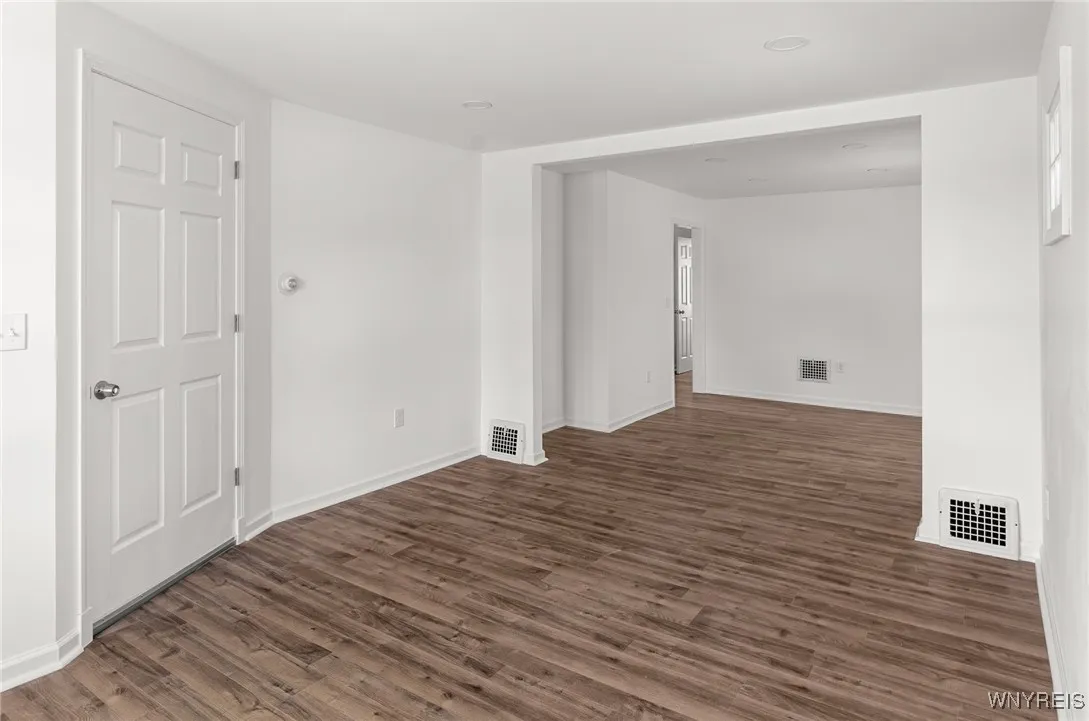 Living Room/Dining Room
