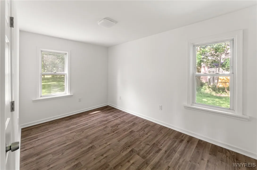 8521 Sheridan Drive, Clarence, New York 14221, Clarence, New York 14221, 2 Bedrooms Bedrooms, 4 Rooms Rooms,1 BathroomBathrooms,Residential Lease,For Rent,8521 Sheridan Drive, Clarence, New York 14221,0,B1636589