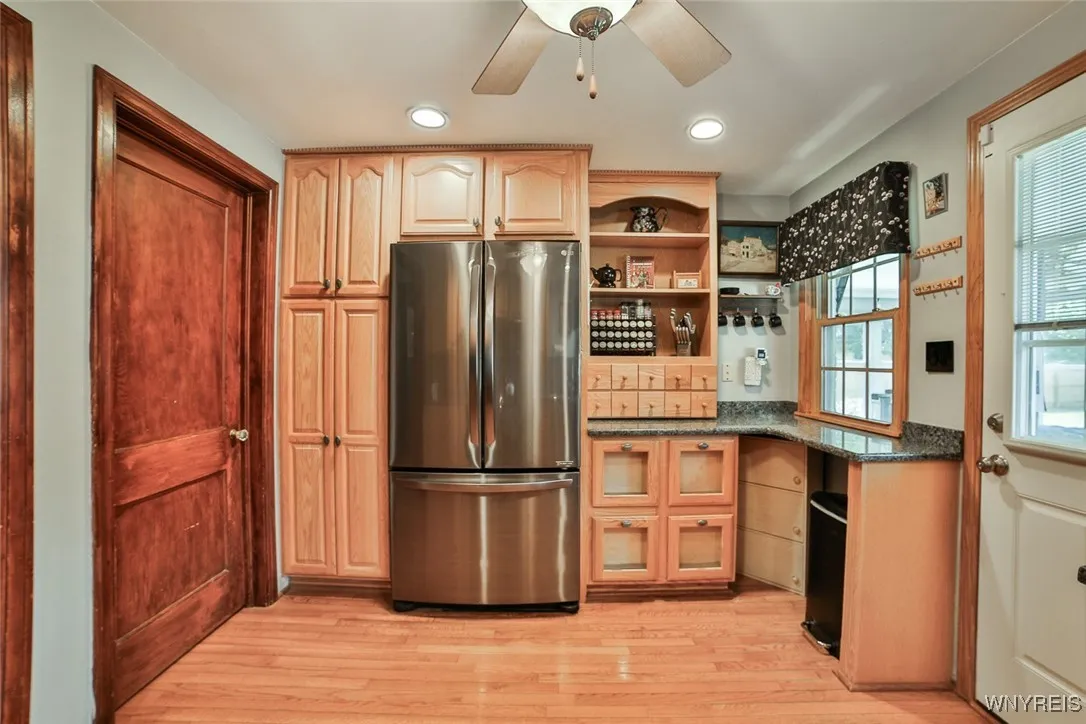 4 Highview Court, Cheektowaga, New York 14215, Cheektowaga, New York 14215, 2 Bedrooms Bedrooms, 6 Rooms Rooms,2 BathroomsBathrooms,Residential,For Sale,4 Highview Court, Cheektowaga, New York 14215,0,B1635718