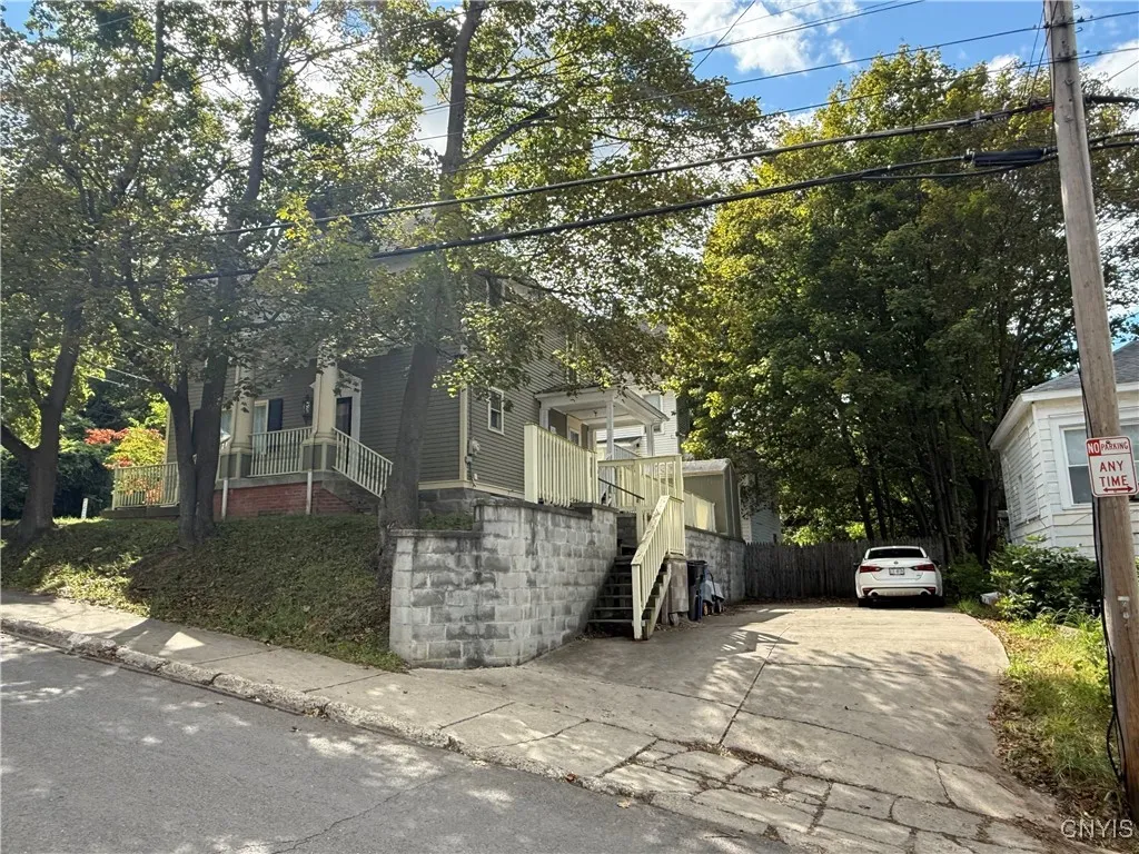 4 Pleasant Street, Cortland, New York 13045, Cortland, New York 13045, 4 Bedrooms Bedrooms, 7 Rooms Rooms,2 BathroomsBathrooms,Residential Lease,For Rent,4 Pleasant Street, Cortland, New York 13045,0,S1636712