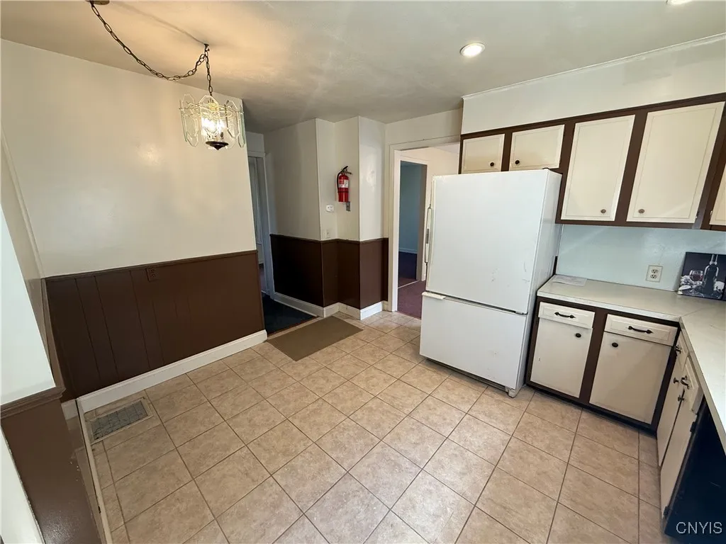 4 Pleasant Street, Cortland, New York 13045, Cortland, New York 13045, 4 Bedrooms Bedrooms, 7 Rooms Rooms,2 BathroomsBathrooms,Residential Lease,For Rent,4 Pleasant Street, Cortland, New York 13045,0,S1636712