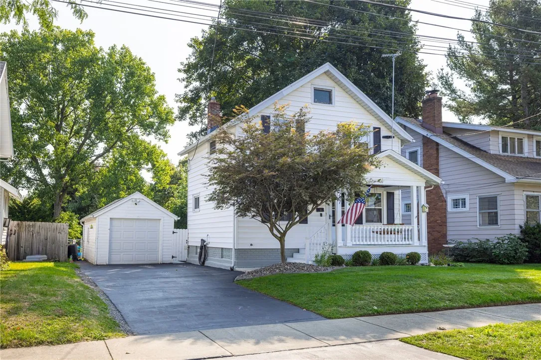 267 Woodcrest Road, Greece, New York 14616, Greece, New York 14616, 2 Bedrooms Bedrooms, 6 Rooms Rooms,1 BathroomBathrooms,Residential,For Sale,267 Woodcrest Road, Greece, New York 14616,0,R1635203