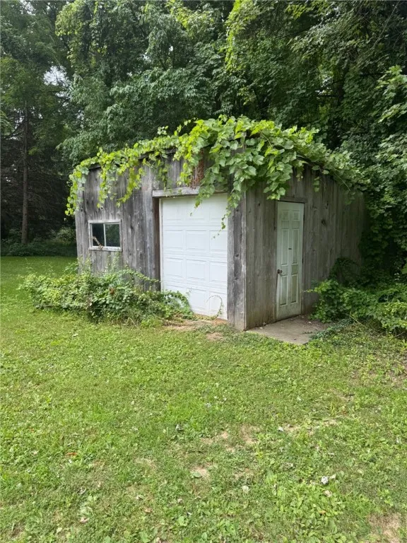 9692 Summit Street Road, Pavilion, New York 14482, Pavilion, New York 14482, 3 Bedrooms Bedrooms, 9 Rooms Rooms,1 BathroomBathrooms,Residential,For Sale,9692 Summit Street Road, Pavilion, New York 14482,0,R1636366
