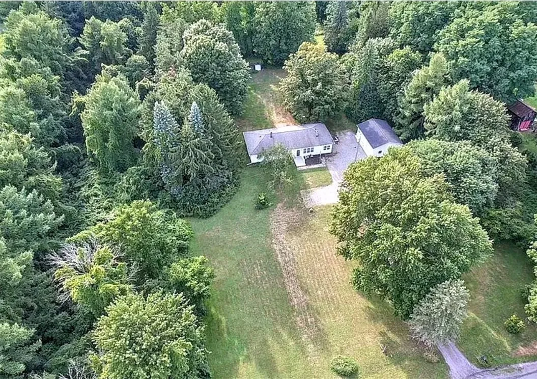 9692 Summit Street Road, Pavilion, New York 14482, Pavilion, New York 14482, 3 Bedrooms Bedrooms, 9 Rooms Rooms,1 BathroomBathrooms,Residential,For Sale,9692 Summit Street Road, Pavilion, New York 14482,0,R1636366