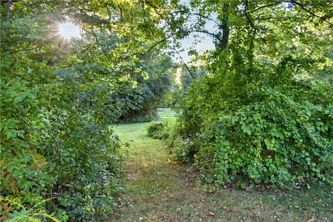 9692 Summit Street Road, Pavilion, New York 14482, Pavilion, New York 14482, 3 Bedrooms Bedrooms, 9 Rooms Rooms,1 BathroomBathrooms,Residential,For Sale,9692 Summit Street Road, Pavilion, New York 14482,0,R1636366