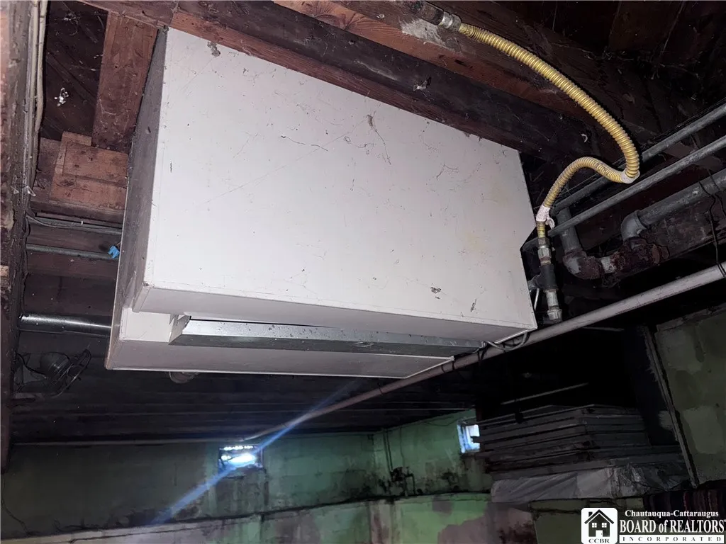 140 Seymour Street, Pomfret, New York 14063, Pomfret, New York 14063, 3 Bedrooms Bedrooms, 6 Rooms Rooms,1 BathroomBathrooms,Residential,Closed,140 Seymour Street, Pomfret, New York 14063,0,R1636105