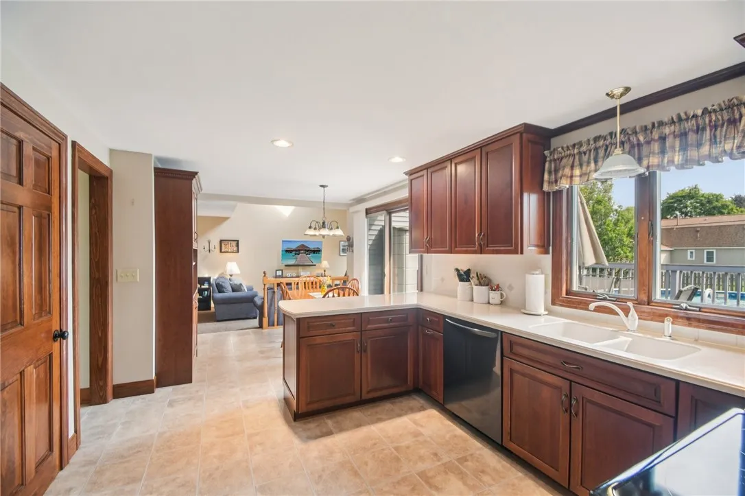 26 Webwood Circle, Greece, New York 14626, Greece, New York 14626, 4 Bedrooms Bedrooms, 8 Rooms Rooms,2 BathroomsBathrooms,Residential,Closed,26 Webwood Circle, Greece, New York 14626,0,R1631947