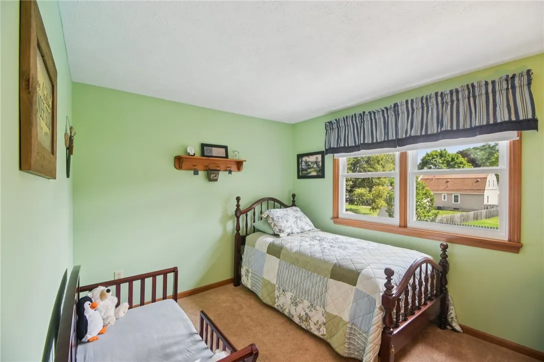 26 Webwood Circle, Greece, New York 14626, Greece, New York 14626, 4 Bedrooms Bedrooms, 8 Rooms Rooms,2 BathroomsBathrooms,Residential,Closed,26 Webwood Circle, Greece, New York 14626,0,R1631947