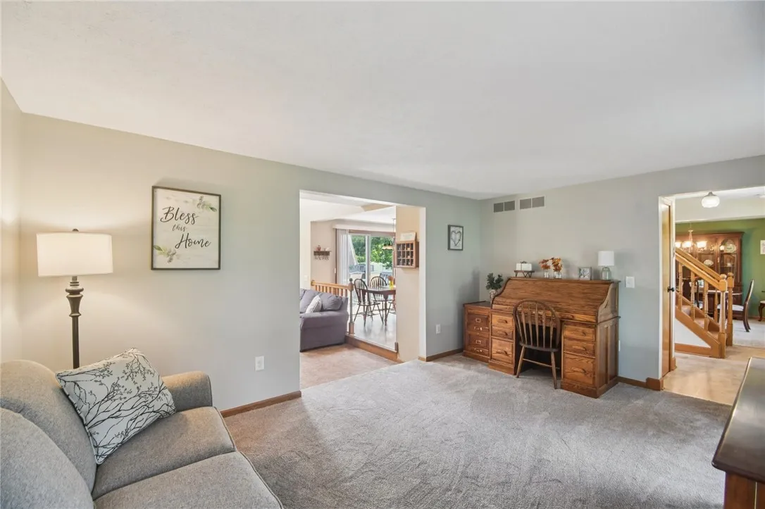 26 Webwood Circle, Greece, New York 14626, Greece, New York 14626, 4 Bedrooms Bedrooms, 8 Rooms Rooms,2 BathroomsBathrooms,Residential,Closed,26 Webwood Circle, Greece, New York 14626,0,R1631947