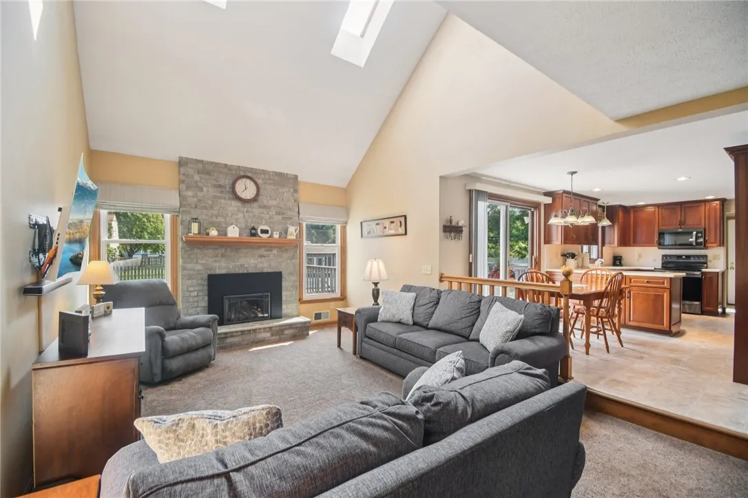 26 Webwood Circle, Greece, New York 14626, Greece, New York 14626, 4 Bedrooms Bedrooms, 8 Rooms Rooms,2 BathroomsBathrooms,Residential,Closed,26 Webwood Circle, Greece, New York 14626,0,R1631947