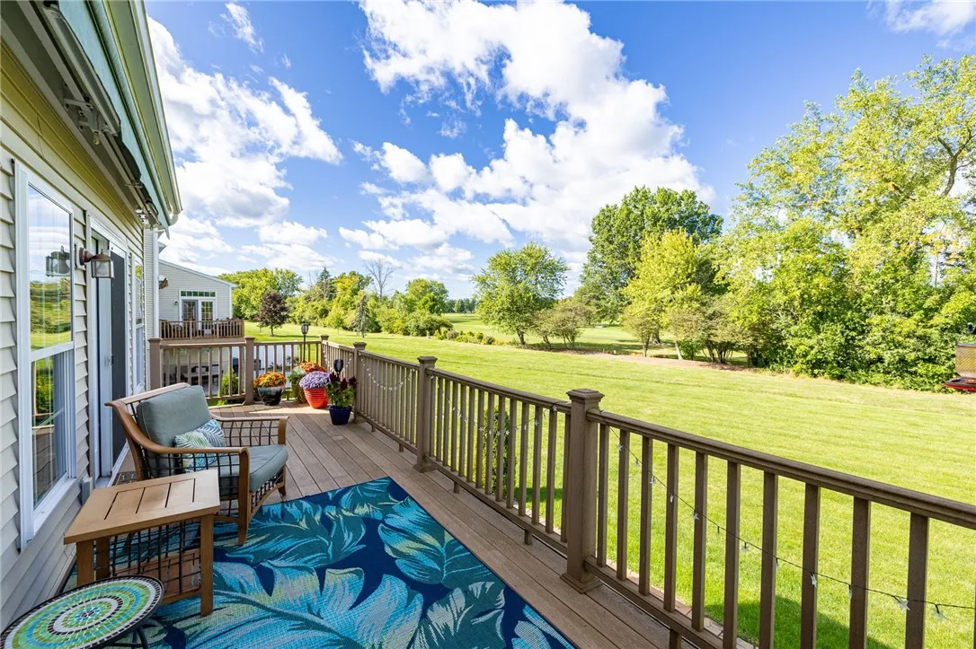 HUGE Trex deck, one of the largest in the community