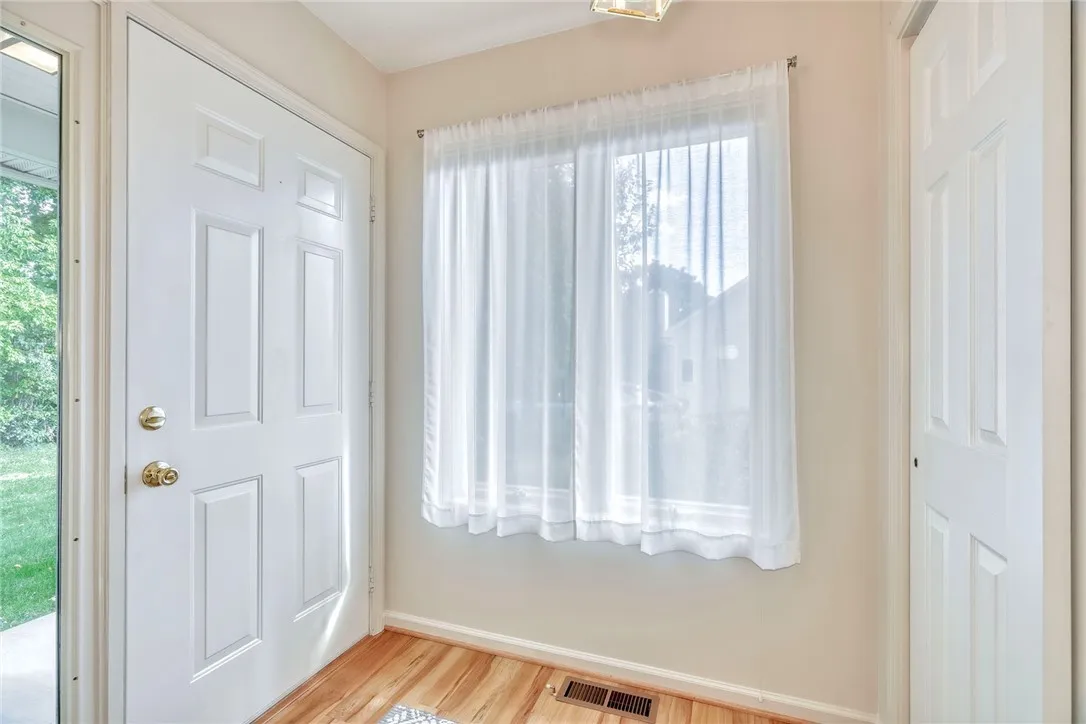 Spacious Entry Way