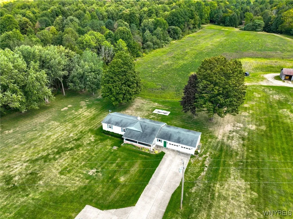 9862 Route 219, Ashford, New York 14171, Ashford, New York 14171, 3 Bedrooms Bedrooms, 12 Rooms Rooms,1 BathroomBathrooms,Residential,For Sale,9862 Route 219, Ashford, New York 14171,0,B1635236