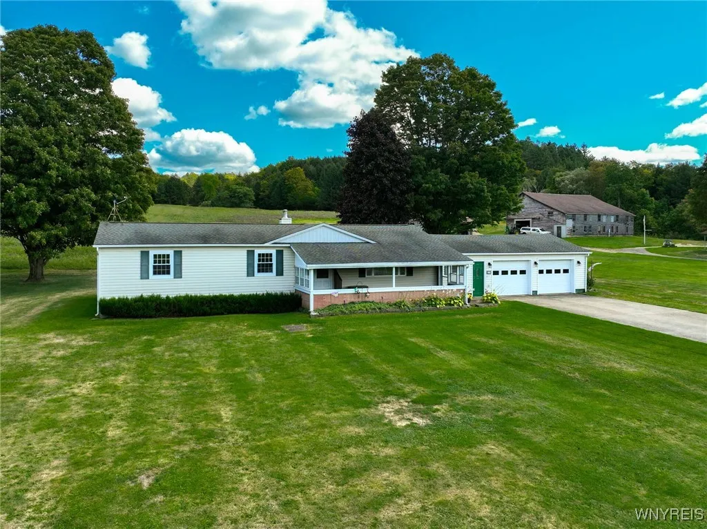 9862 Route 219, Ashford, New York 14171, Ashford, New York 14171, 3 Bedrooms Bedrooms, 12 Rooms Rooms,1 BathroomBathrooms,Residential,For Sale,9862 Route 219, Ashford, New York 14171,0,B1635236