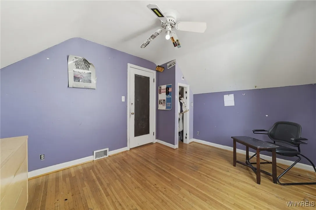 24 Irving, Tonawanda, New York 14223, Tonawanda, New York 14223, 3 Bedrooms Bedrooms, 7 Rooms Rooms,1 BathroomBathrooms,Residential,For Sale,24 Irving, Tonawanda, New York 14223,0,B1636774