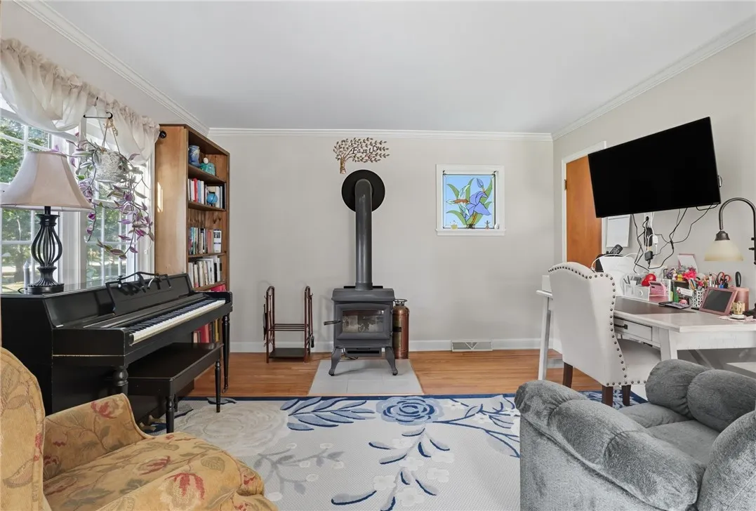 70 Stony Point Road, Ogden, New York 14624, Ogden, New York 14624, 3 Bedrooms Bedrooms, 7 Rooms Rooms,2 BathroomsBathrooms,Residential,Closed,70 Stony Point Road, Ogden, New York 14624,0,R1635872