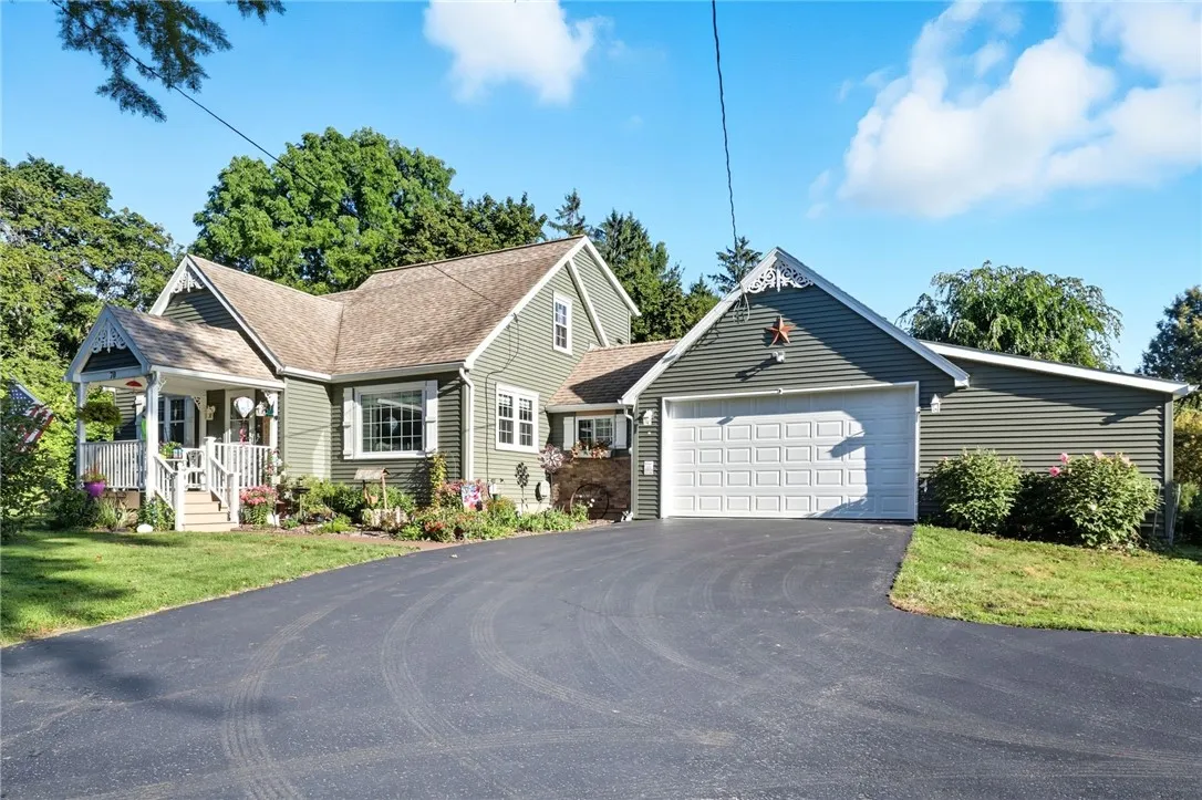 70 Stony Point Road, Ogden, New York 14624, Ogden, New York 14624, 3 Bedrooms Bedrooms, 7 Rooms Rooms,2 BathroomsBathrooms,Residential,Closed,70 Stony Point Road, Ogden, New York 14624,0,R1635872