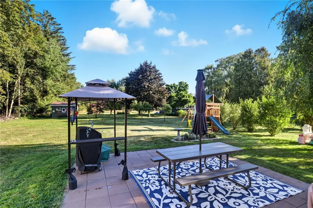 70 Stony Point Road, Ogden, New York 14624, Ogden, New York 14624, 3 Bedrooms Bedrooms, 7 Rooms Rooms,2 BathroomsBathrooms,Residential,Closed,70 Stony Point Road, Ogden, New York 14624,0,R1635872