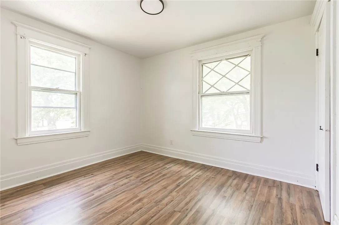 3 Tacoma St Street, Rochester, New York 14613, Rochester, New York 14613, 4 Bedrooms Bedrooms, 7 Rooms Rooms,1 BathroomBathrooms,Residential,For Sale,3 Tacoma St Street, Rochester, New York 14613,0,R1635868