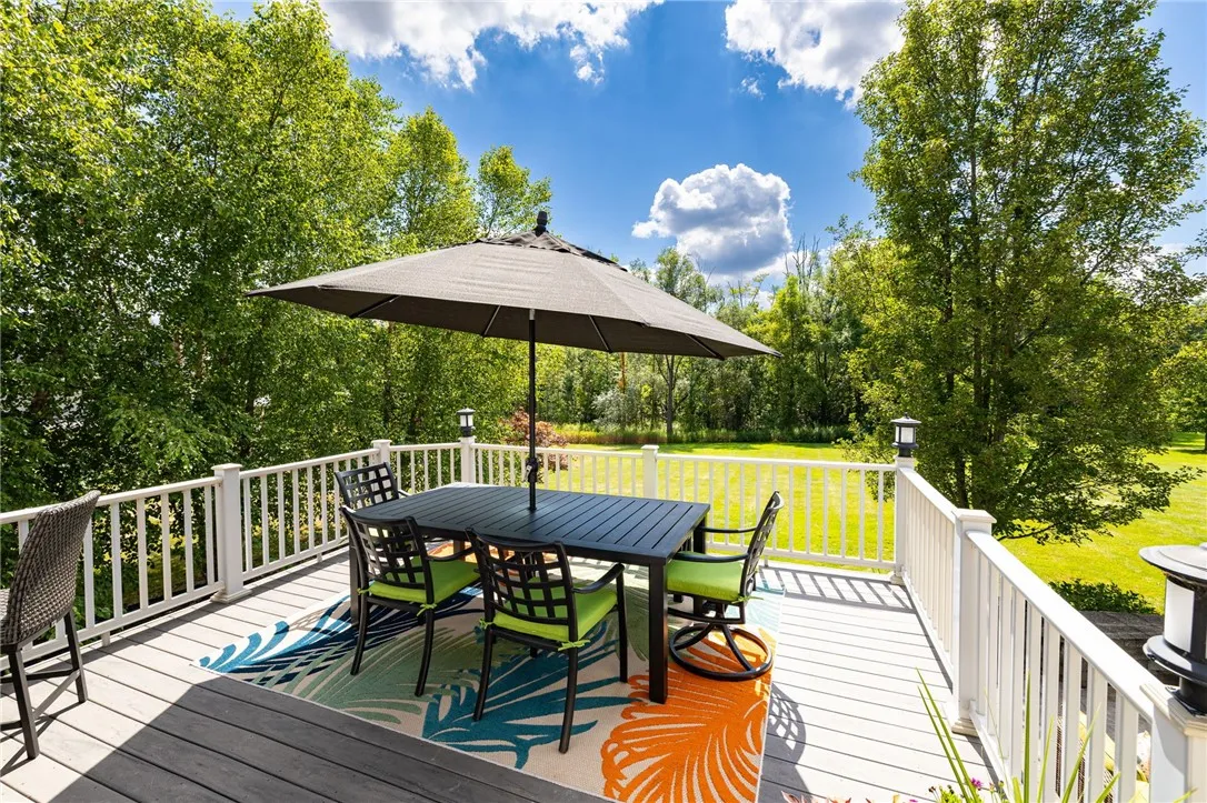 3 Brunson Way, Perinton, New York 14526, Perinton, New York 14526, 4 Bedrooms Bedrooms, 10 Rooms Rooms,2 BathroomsBathrooms,Residential,For Sale,3 Brunson Way, Perinton, New York 14526,0,R1630521