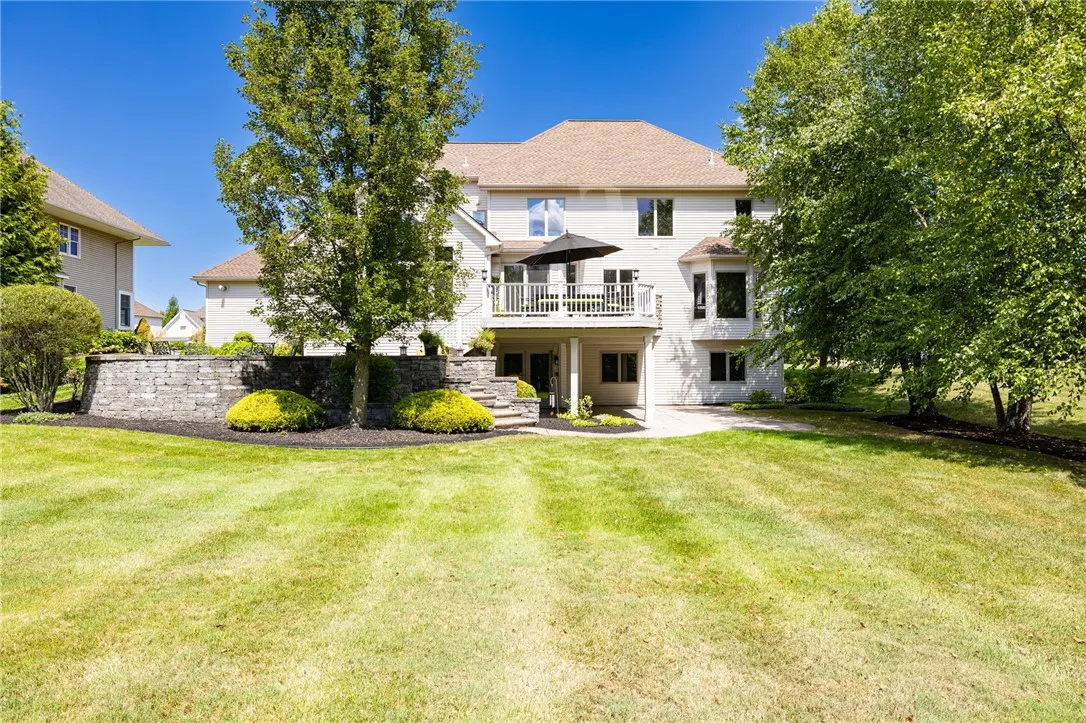 3 Brunson Way, Perinton, New York 14526, Perinton, New York 14526, 4 Bedrooms Bedrooms, 10 Rooms Rooms,2 BathroomsBathrooms,Residential,For Sale,3 Brunson Way, Perinton, New York 14526,0,R1630521