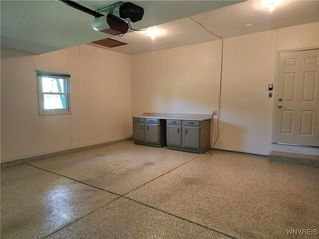 83 Hawthorne Drive, Orchard Park, New York 14127, Orchard Park, New York 14127, 4 Bedrooms Bedrooms, 11 Rooms Rooms,2 BathroomsBathrooms,Residential,For Sale,83 Hawthorne Drive, Orchard Park, New York 14127,0,B1632003