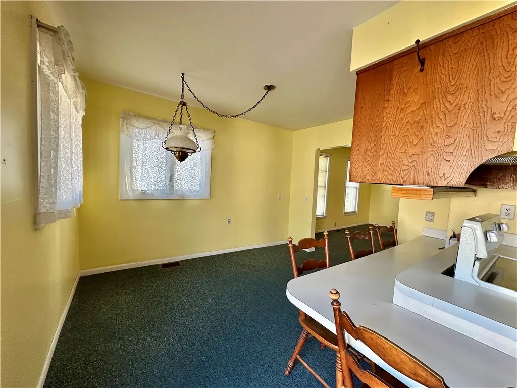 258 Sly Avenue, Corning City, New York 14830, Corning City, New York 14830, 3 Bedrooms Bedrooms, 7 Rooms Rooms,2 BathroomsBathrooms,Residential,For Sale,258 Sly Avenue, Corning City, New York 14830,0,R1636681