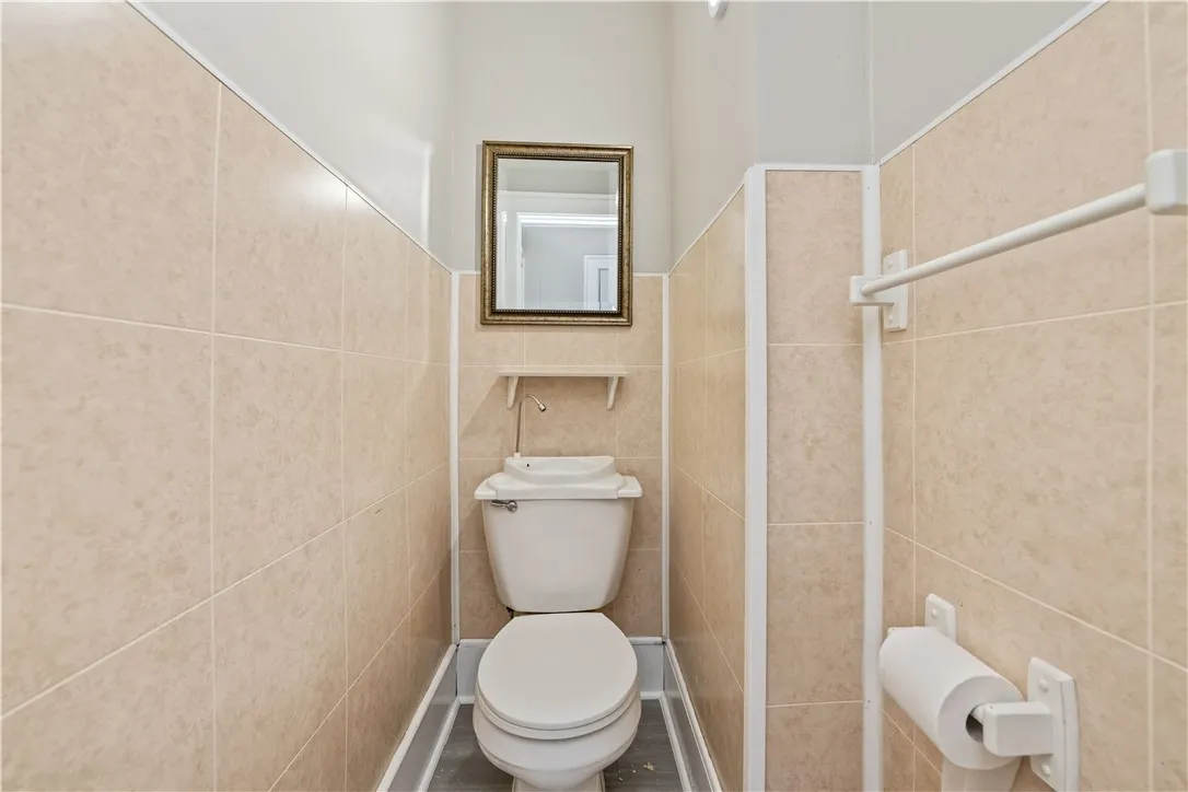 667 Clay Avenue, Rochester, New York 14613, Rochester, New York 14613, 3 Bedrooms Bedrooms, 7 Rooms Rooms,1 BathroomBathrooms,Residential,Closed,667 Clay Avenue, Rochester, New York 14613,0,R1635590