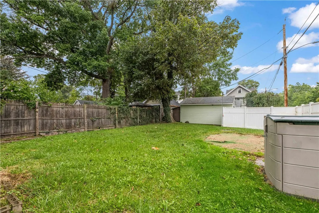 667 Clay Avenue, Rochester, New York 14613, Rochester, New York 14613, 3 Bedrooms Bedrooms, 7 Rooms Rooms,1 BathroomBathrooms,Residential,Closed,667 Clay Avenue, Rochester, New York 14613,0,R1635590