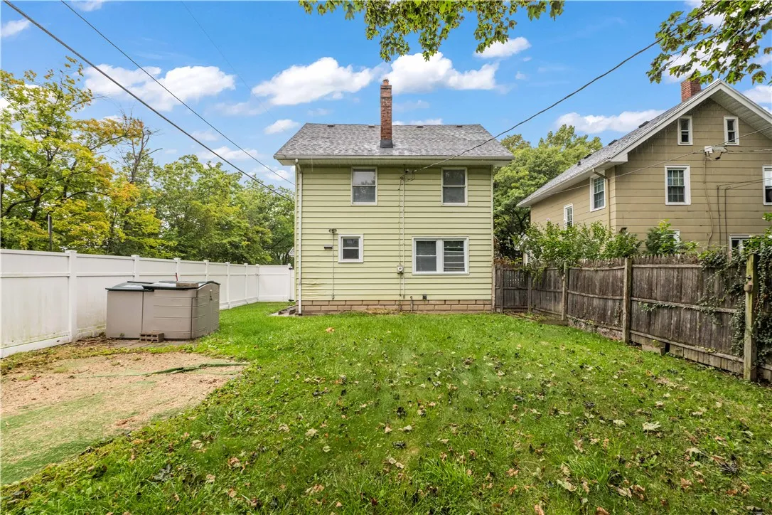 667 Clay Avenue, Rochester, New York 14613, Rochester, New York 14613, 3 Bedrooms Bedrooms, 7 Rooms Rooms,1 BathroomBathrooms,Residential,Closed,667 Clay Avenue, Rochester, New York 14613,0,R1635590