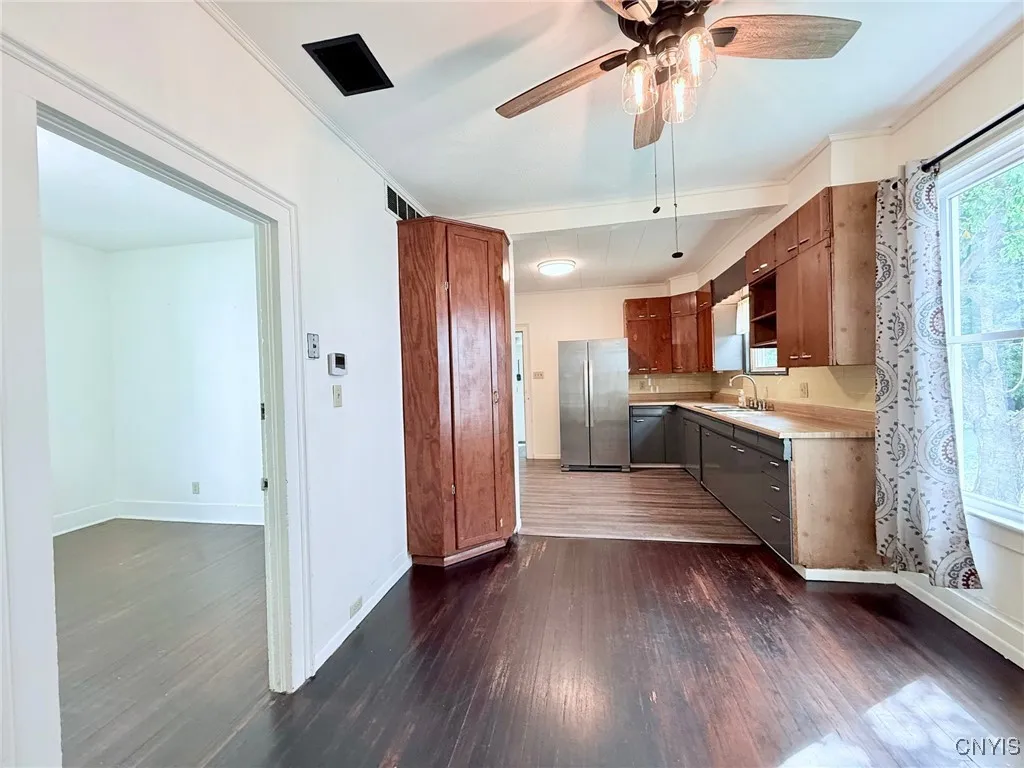 67 Owego Street, Cortland, New York 13045, Cortland, New York 13045, 4 Bedrooms Bedrooms, 9 Rooms Rooms,1 BathroomBathrooms,Residential,For Sale,67 Owego Street, Cortland, New York 13045,0,S1634778
