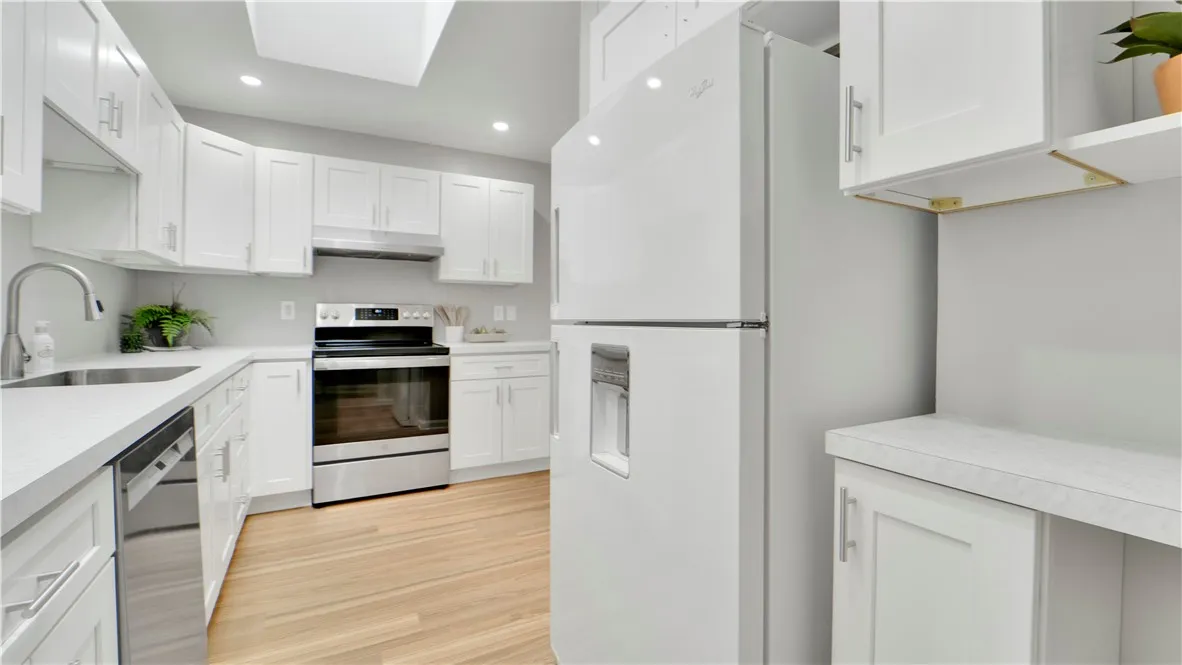 478 Marsh Road, Pittsford, New York 14534, Pittsford, New York 14534, 3 Bedrooms Bedrooms, 6 Rooms Rooms,2 BathroomsBathrooms,Residential,Closed,478 Marsh Road, Pittsford, New York 14534,0,R1633507