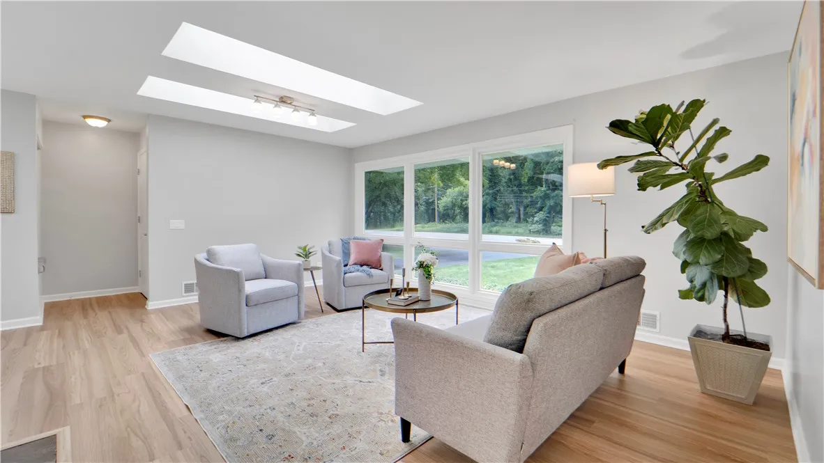 478 Marsh Road, Pittsford, New York 14534, Pittsford, New York 14534, 3 Bedrooms Bedrooms, 6 Rooms Rooms,2 BathroomsBathrooms,Residential,Closed,478 Marsh Road, Pittsford, New York 14534,0,R1633507