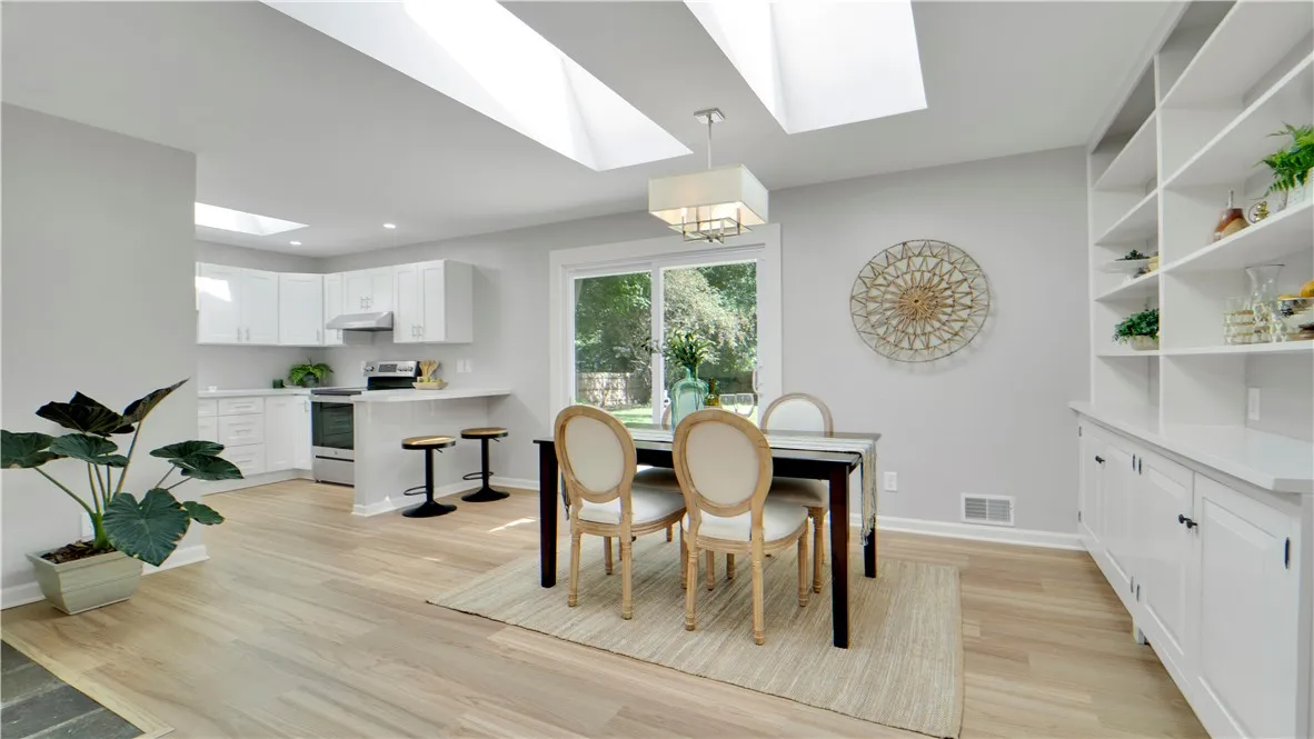 478 Marsh Road, Pittsford, New York 14534, Pittsford, New York 14534, 3 Bedrooms Bedrooms, 6 Rooms Rooms,2 BathroomsBathrooms,Residential,Closed,478 Marsh Road, Pittsford, New York 14534,0,R1633507