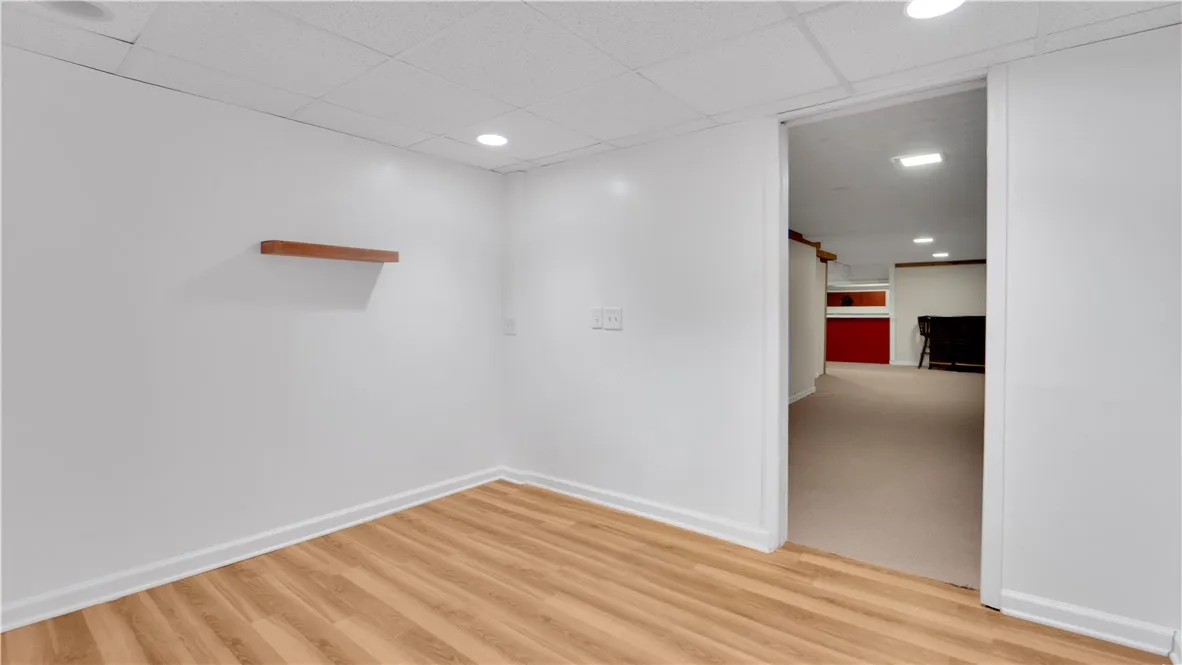 478 Marsh Road, Pittsford, New York 14534, Pittsford, New York 14534, 3 Bedrooms Bedrooms, 6 Rooms Rooms,2 BathroomsBathrooms,Residential,Closed,478 Marsh Road, Pittsford, New York 14534,0,R1633507