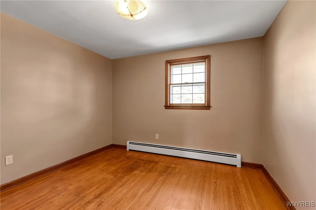 9411 Niemel Drive, Niagara Falls, New York 14304, Niagara Falls, New York 14304, 3 Bedrooms Bedrooms, 7 Rooms Rooms,1 BathroomBathrooms,Residential,For Sale,9411 Niemel Drive, Niagara Falls, New York 14304,0,B1636060
