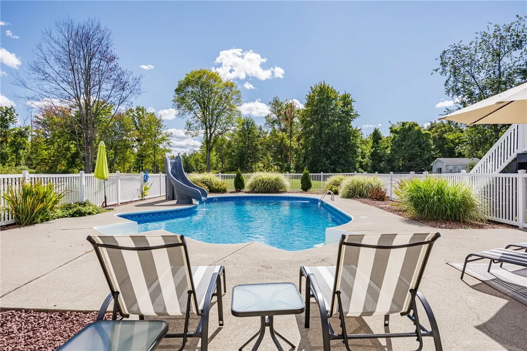 471 Peck Road, Parma, New York 14559, Parma, New York 14559, 5 Bedrooms Bedrooms, 10 Rooms Rooms,3 BathroomsBathrooms,Residential,Closed,471 Peck Road, Parma, New York 14559,0,R1636708